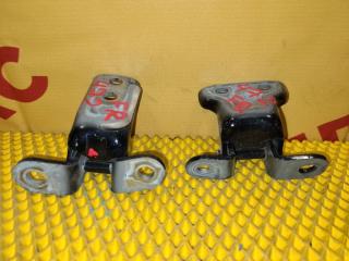 Петля двери передняя правая TOYOTA Camry 2008 контрактная Петля двери передняя правая TOYOTA Camry 2008