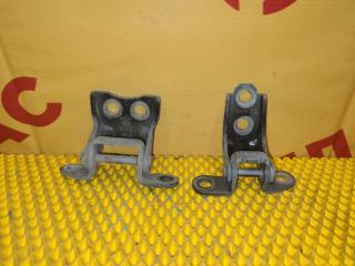 Петля двери передняя левая HONDA Fit контрактная Петля двери передняя левая HONDA Fit