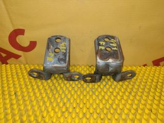 Петля двери передняя правая NISSAN Bluebird Sylphy 2001 контрактная Петля двери передняя правая NISSAN Bluebird Sylphy 2001