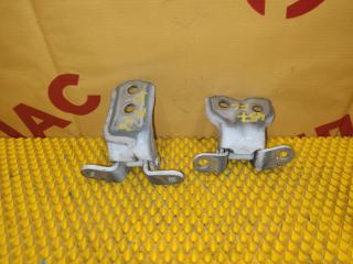 Петля двери передняя левая TOYOTA Avensis 2004 контрактная Петля двери передняя левая TOYOTA Avensis 2004