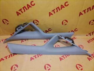 Накладка на стойку кузова HONDA Stream 2001