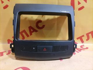 Консоль магнитофона MITSUBISHI Outlander 2010