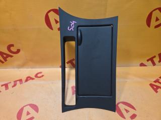 Фото запчасти подстаканник MAZDA Axela 2012 контрактная запчасть Запчасть подстаканник MAZDA Axela 2012