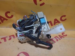 Блок предохранителей салонный TOYOTA Porte 2009