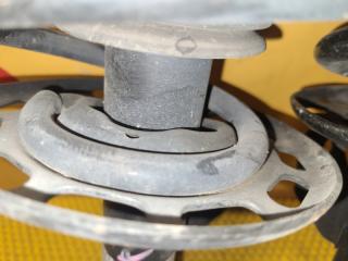 Стойка передняя Fit 2002 GD1 L13A