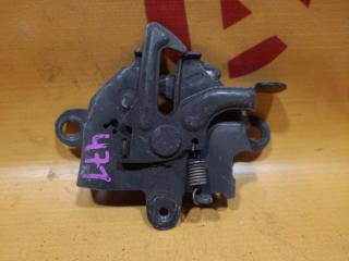 Замок капота TOYOTA Ist 2002 контрактная Замок капота TOYOTA Ist 2002