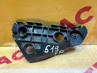 Крепление бампера переднее правое TOYOTA Porte 2009