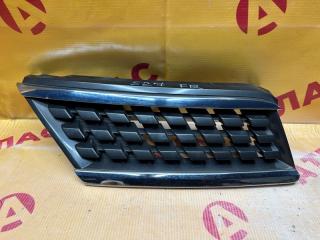 Решетка радиатора передняя правая NISSAN Tiida 2007