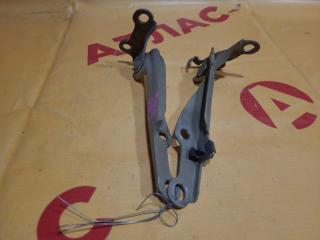 Кронштейн капота TOYOTA Platz 2000