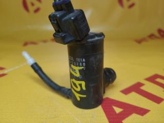 Насос омывателя TOYOTA Corolla 2001