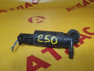 Насос омывателя TOYOTA Avensis 2005