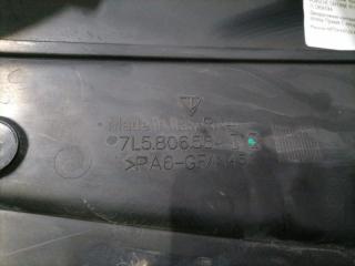 Крышка двигателя правая CAYENNE 2002-2007 955 M48.00