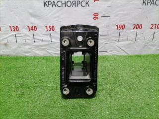 Кронштейн бампера передний правый AUDI TT 2006-2014