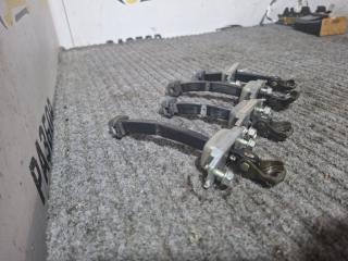 Ограничители двери Camry 2006 ACV40 2AZFE