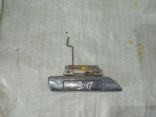 Запчасть ручка двери внешняя задняя правая Nissan Bluebird 2000