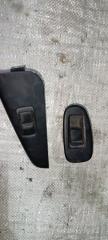 Запчасть кнопка стеклоподъемника левая Nissan Bluebird 1999
