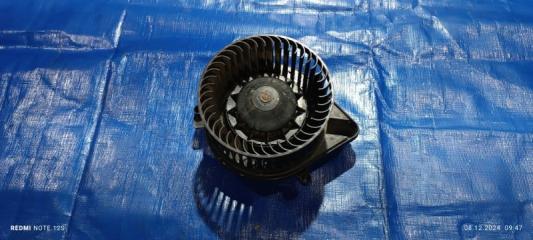 Запчасть мотор печки AUDI A4 2002