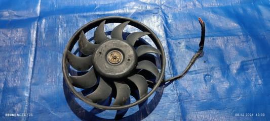 Вентилятор охлаждения радиатора AUDI A4 2002