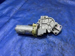 Запчасть мотор регулировки сиденья передний левый AUDI A6 1998