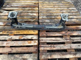 Усилитель бампера передний Ford Focus 2005