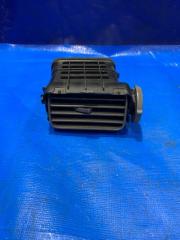 Запчасть дефлектор воздушный передний правый MITSUBISHI Lancer Cedia 2000