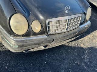 Запчасть бампер передний Mercedes-Benz E200 1999