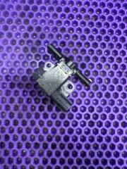 Запчасть клапан вакуумный Honda Fit 2001