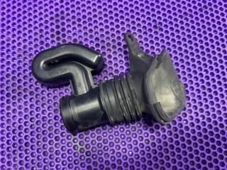 Запчасть патрубок воздушного фильтра Honda Fit 2001