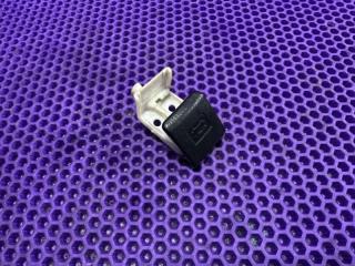 Запчасть ручка открывания капота Toyota Caldina van 2001