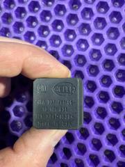 Фото запчасти реле Opel Astra 2005 контрактная запчасть Запчасть реле Opel Astra 2005