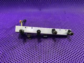 Запчасть топливная рейка с форсунками Honda CR-V 1999