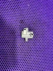 Запчасть распределитель тормозной Honda CR-V 1999