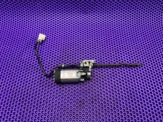 Запчасть мотор рулевой колонки передний левый Mercedes-Benz S-Class 2001