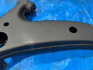 Рычаг подвески нижний передний правый Corolla 1998 AE100 5A-FE