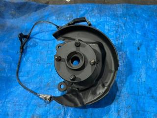 Ступица с поворотным кулаком передняя левая Toyota Corolla 1998 AE100 5A-FE 4321212180 контрактная