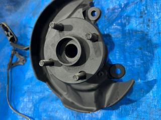 Ступица с поворотным кулаком передняя правая Corolla 1998 AE100 5A-FE