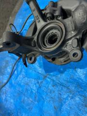 Ступица с поворотным кулаком передняя правая Corolla 1998 AE100 5A-FE