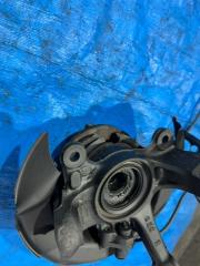 Ступица с поворотным кулаком передняя правая Corolla 1998 AE100 5A-FE