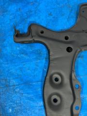 Подрамник двигателя Corolla 1998 AE100 5A-FE