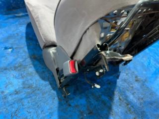 Сиденье переднее левое Platz 2001 SCP11 1SZFE