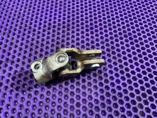 Фото запчасти рулевой карданчик Honda Civic Ferio 2000 контрактная запчасть Запчасть рулевой карданчик Honda Civic Ferio 2000