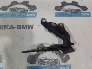 Петля капота левая BMW 3 2008