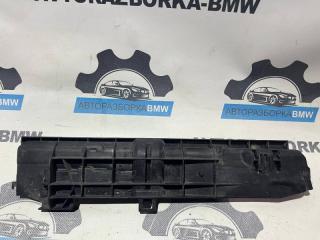 Кронштейн радиатора левый BMW 1 2008