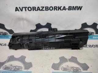 Кронштейн радиатора правый BMW 3 2005