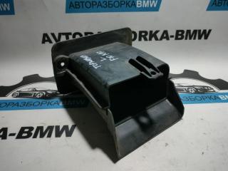 Воздуховод тормозов левый 5 2012 F10 N47D20C Воздуховод тормозов левый 5 2012 F10 N47D20C