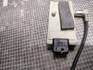 Усилитель антенны X5 2004 E53 M57D30 306D2 Усилитель антенны X5 2004 E53 M57D30 306D2