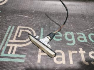 Повторитель поворота левый BMW X5 2004