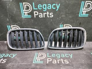 Решетки радиатора BMW X5 2004