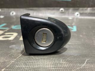 Накладка ручки двери передняя правая BMW X5 2010