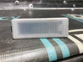 Фото запчасти плафон салона BMW X5 2010 контрактная запчасть Запчасть плафон салона BMW X5 2010